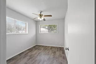 815 Rugeley St, Bay City, TX 77414 - Photo 12