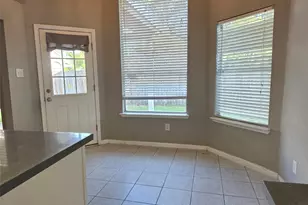 2215 Lady Leslie Ln, Pearland, TX 77581 - Photo 12