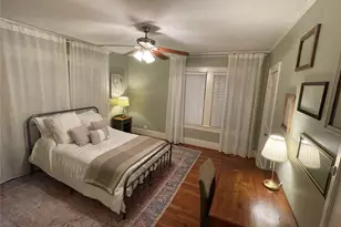 1604 Castle Ct St, Houston, TX 77006 - Photo 16
