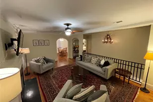 1604 Castle Ct St, Houston, TX 77006 - Photo 6