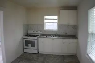 508 B Wayside, Houston, TX 77011 - Photo 2