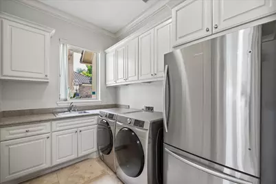 11614 Montmarte Boulevard, Houston, TX 77082 - Photo 24
