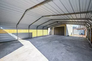 247 E Janisch Rd, Houston, TX 77022 - Photo 26