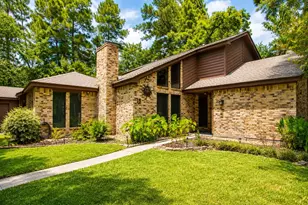 15 Mallard Glen Pl, The Woodlands, TX 77381 - Photo 1