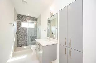 2247 North Blvd, Houston, TX 77098 - Photo 10