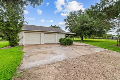 4848 Wickwillow, Alvin, TX 77511 - Photo 6