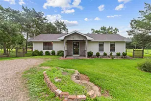 4848 Wickwillow, Alvin, TX 77511 - Photo 4