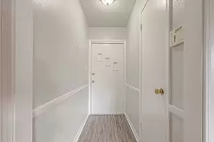 5646 Cedarburg Dr, Houston, TX 77048 - Photo 2