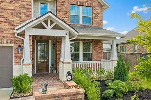 10810 Carolina Willow Ct, Cypress, TX 77433 - Photo 2