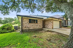 101 Fairway View Ln, Montgomery, TX 77356 - Photo 2