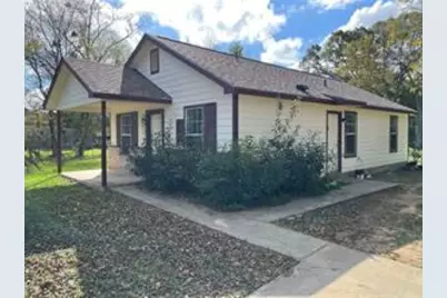 1131 W Front Street, Sealy, TX 77474 - Photo 2