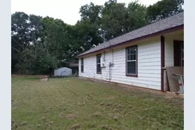 1131 W Front Street, Sealy, TX 77474 - Photo 6