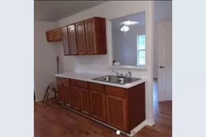 1131 W Front Street, Sealy, TX 77474 - Photo 10