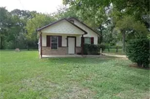 1131 W Front St, Sealy, TX 77474 - Photo 2