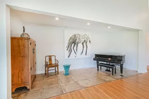 10303 Lynbrook Hollow St, Houston, TX 77042 - Photo 8