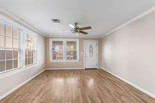 1120 E 26th St, Houston, TX 77009 - Photo 6