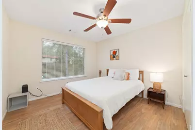 36 N Rain Forest Court, The Woodlands, TX 77380 - Photo 22