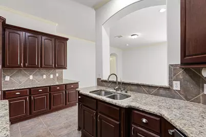935 Poydras Street, Sugar Land, TX 77498 - Photo 12