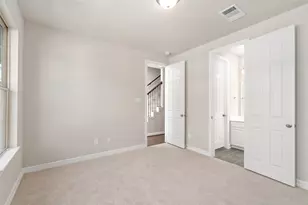 9521 Towne Lake Pkwy, Cypress, TX 77433 - Photo 16
