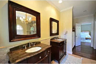 4142 Villanova Street, West University Place, TX 77005 - Photo 26
