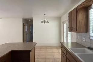 105 6th St, Ingram, TX 78025 - Photo 12
