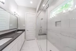 2149 Hoskins Dr, Houston, TX 77080 - Photo 12