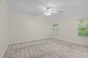 142 W Burberry Cir, The Woodlands, TX 77384 - Photo 26