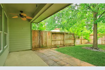 142 W Burberry Circle, The Woodlands, TX 77384 - Photo 38