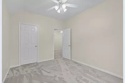 142 W Burberry Circle, The Woodlands, TX 77384 - Photo 34