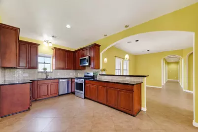 319 Pinedale Ave, Arcola, TX 77583 - Photo 10