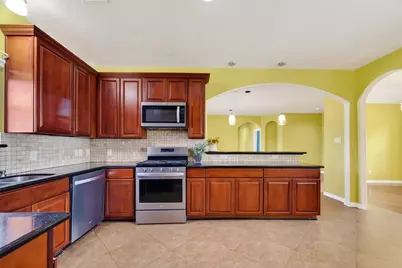 319 Pinedale Ave, Arcola, TX 77583 - Photo 12