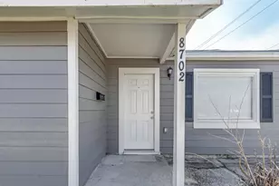 8702 Josie St, Houston, TX 77029 - Photo 4