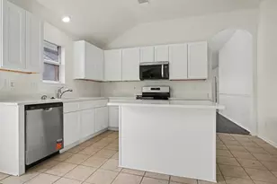1819 Manor Dr, Baytown, TX 77521 - Photo 12