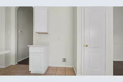 1819 Manor Drive, Baytown, TX 77521 - Photo 14