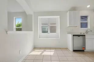 1819 Manor Dr, Baytown, TX 77521 - Photo 16