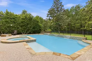 39 E Green Pastures Cir, The Woodlands, TX 77382 - Photo 46