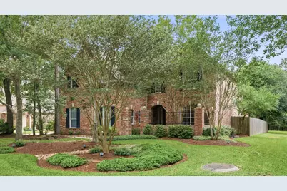 39 E Green Pastures Circle, The Woodlands, TX 77382 - Photo 2