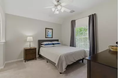 39 E Green Pastures Circle, The Woodlands, TX 77382 - Photo 34