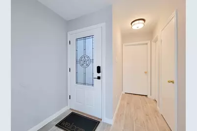 10 April Point Drive S, Conroe, TX 77356 - Photo 4