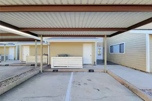 10 April Point Dr S, Conroe, TX 77356 - Photo 2