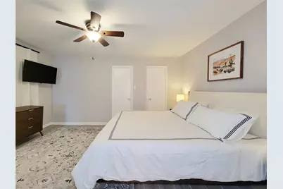 10 April Point Drive S, Conroe, TX 77356 - Photo 12