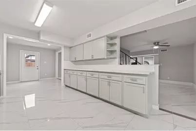 7739 Antoine Drive, Houston, TX 77088 - Photo 18