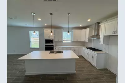 118 Lancaster Court, Dayton, TX 77535 - Photo 4