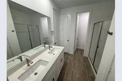 118 Lancaster Court, Dayton, TX 77535 - Photo 6