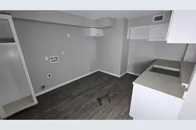 6723 South Loop E #9, Houston, TX 77087 - Photo 14