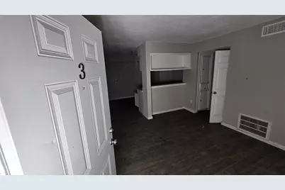 6723 South Loop E #9, Houston, TX 77087 - Photo 12