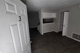 6723 S Loop E, Houston, TX 77087 - Photo 12