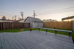 1111 Dorothy St, Houston, TX 77008 - Photo 16