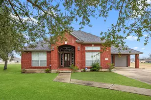 6908 Westgate St, Wallis, TX 77485 - Photo 1