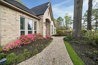 2102 Grand Mesa Drive, Kingwood, TX 77345 - Photo 2